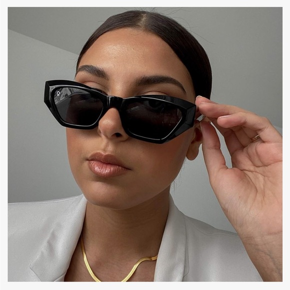 Own The Trend Cat Eye Sunglasses, Beige - Picture 5 of 5